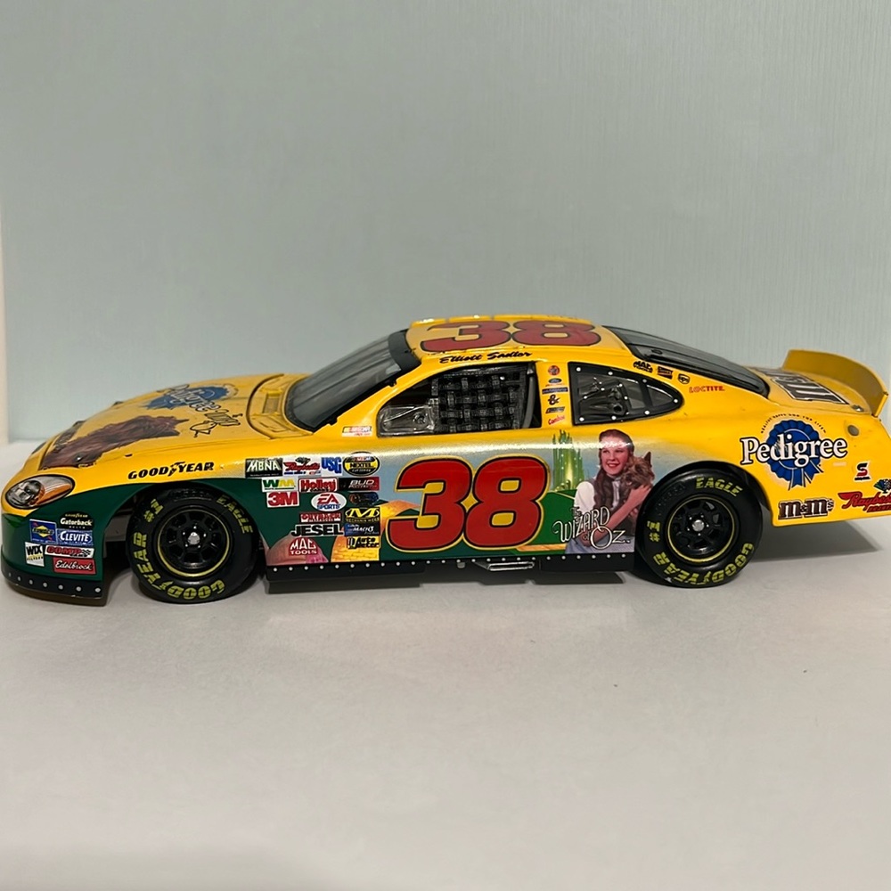 Elliott Sadler Diecast Racecar #38 Wizard of Oz